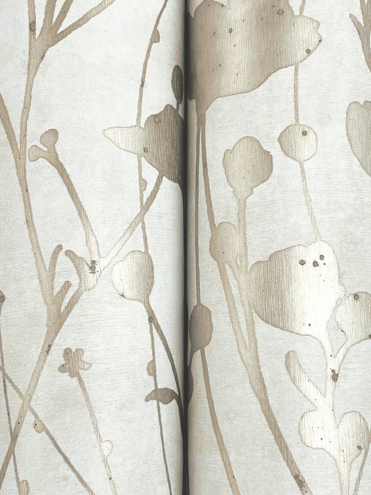 Ronald Redding Tea Garden Shimmering Poppies Wallpaper - White & Gold