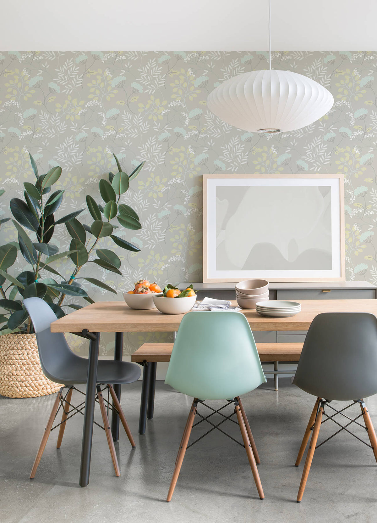 Scott Living Sorrel Botanical Wallpaper - Light Grey