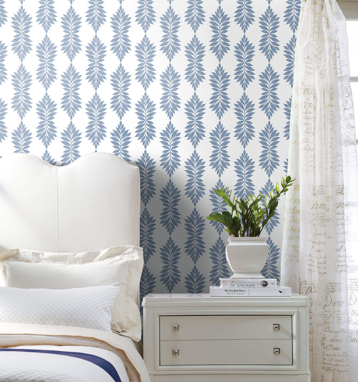 York Waters Edge Broadsands Botanica Wallpaper - Blue