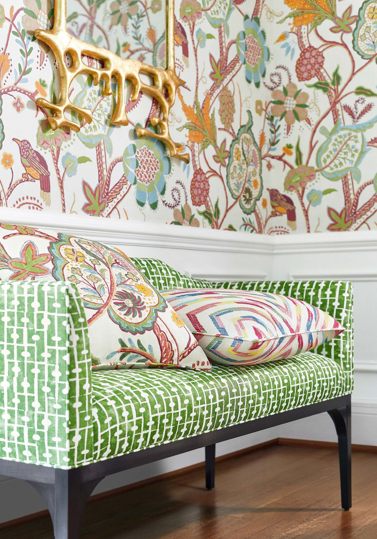 Thibaut Canopy Windsor Wallpaper - Cream & Red