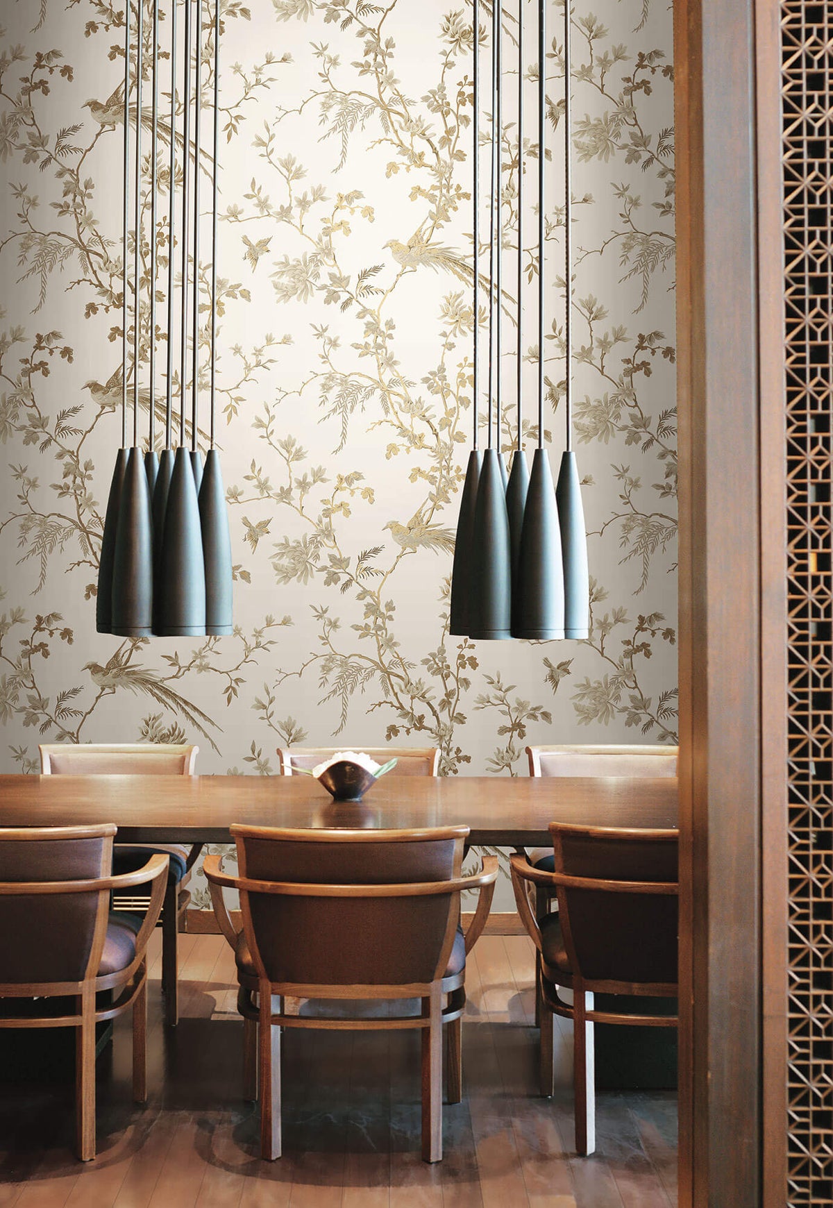 Ronald Redding 24 Karat Bird & Blossom Chinoiserie Wallpaper - White & Gold