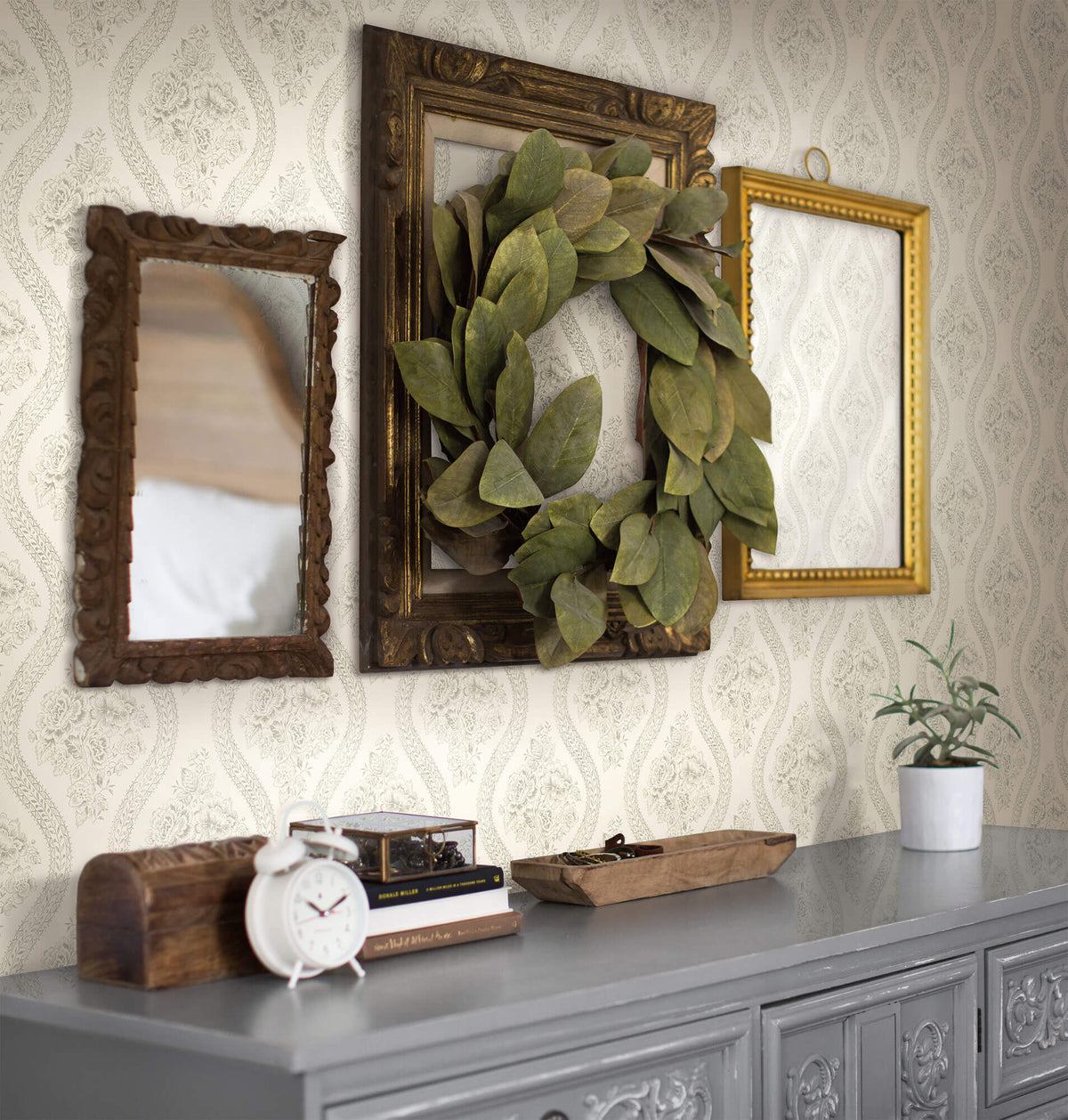 MH1595 Magnolia Home Coverlet Floral Wallpaper Gray White