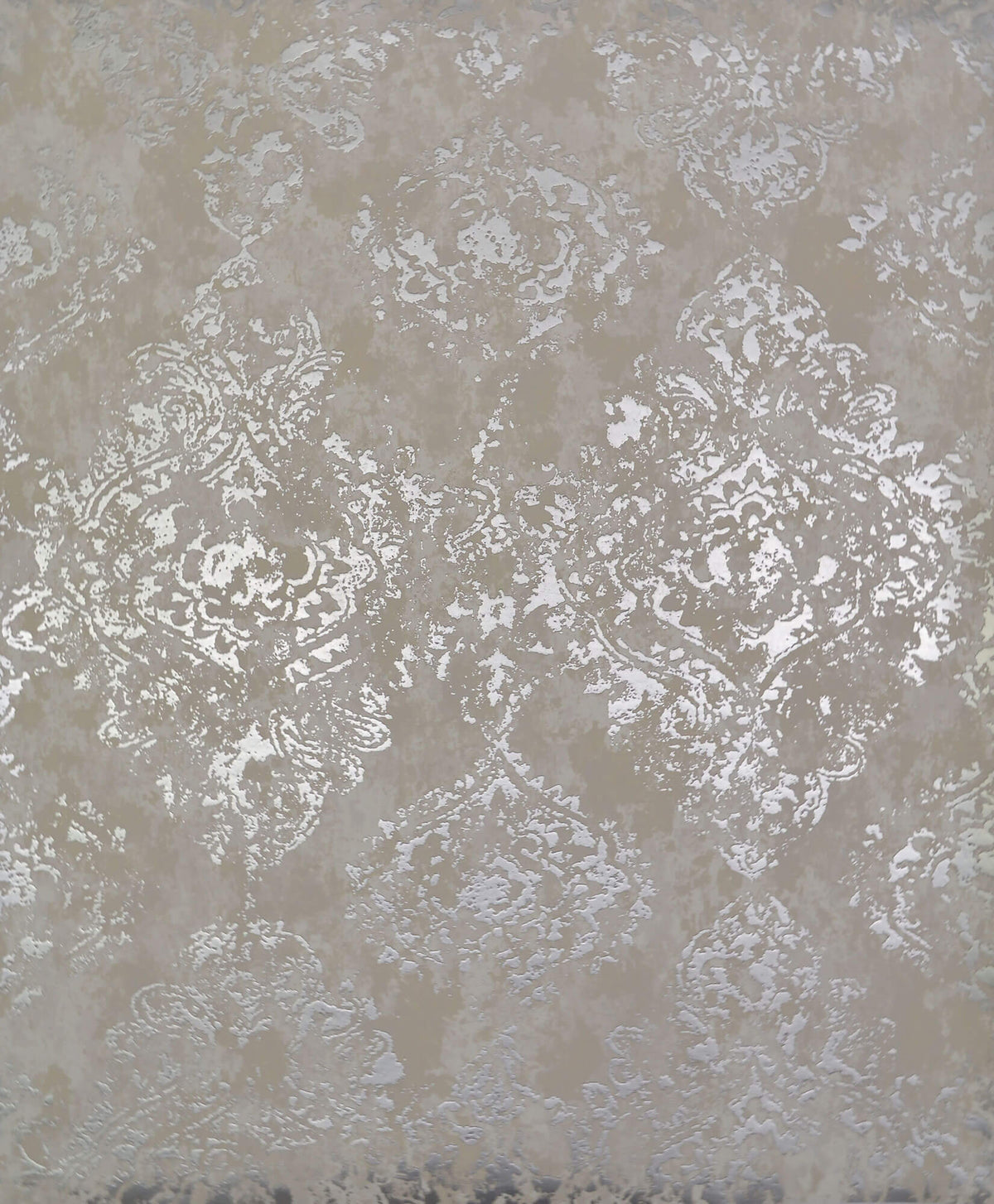 NW3568 Antonina Vella Modern Metals Stargazer Wallpaper White Silver