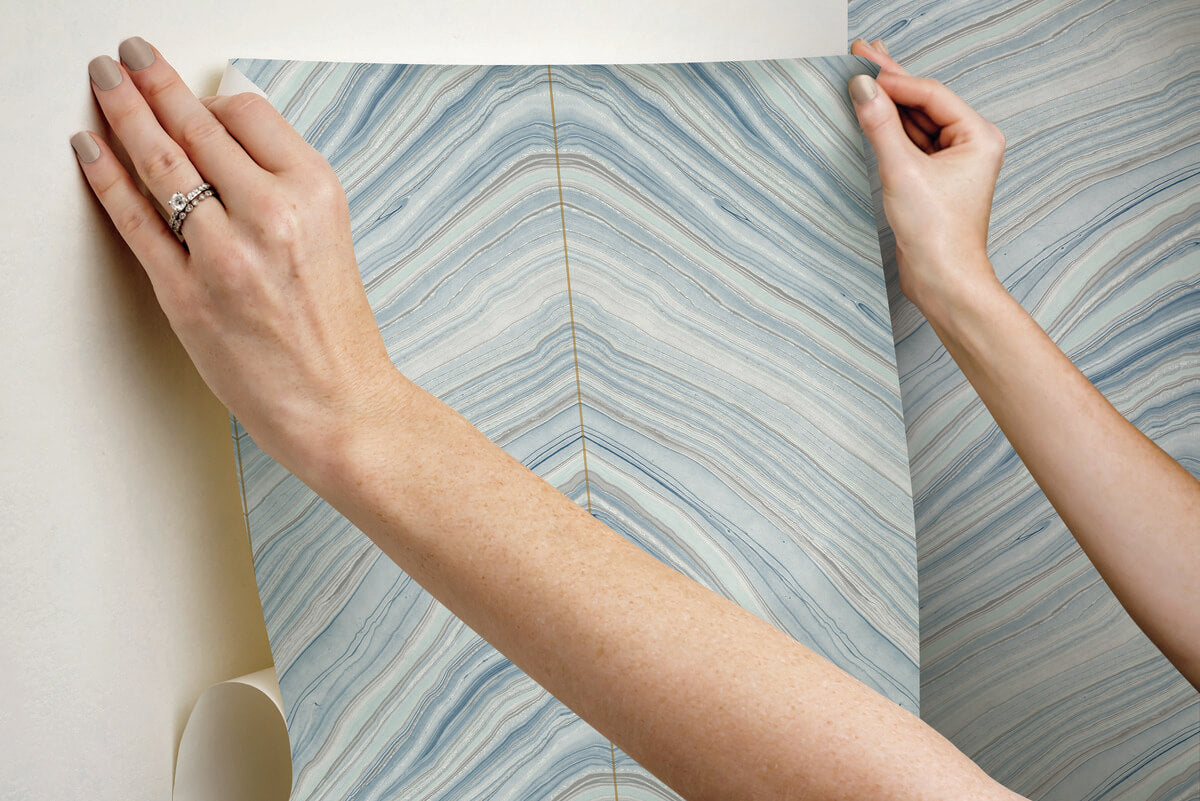 Simply Candice Onyx Strata Peel & Stick Wallpaper - Mist Blue