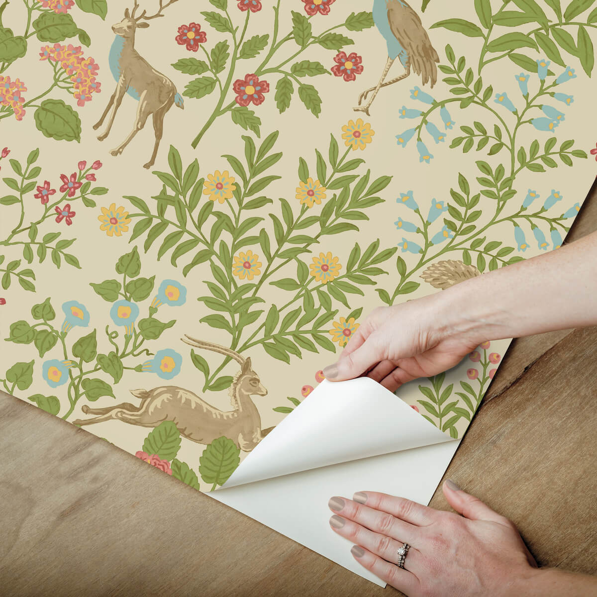 Erin & Ben Co. Woodland Floral Peel & Stick Wallpaper - Linen
