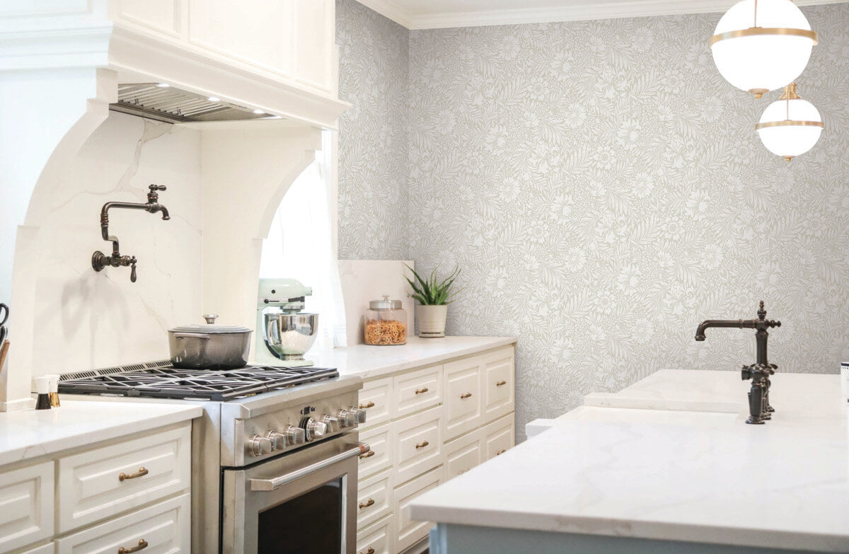 Erin & Ben Co. Modern Acanthus Peel & Stick Wallpaper Sample - Wicker