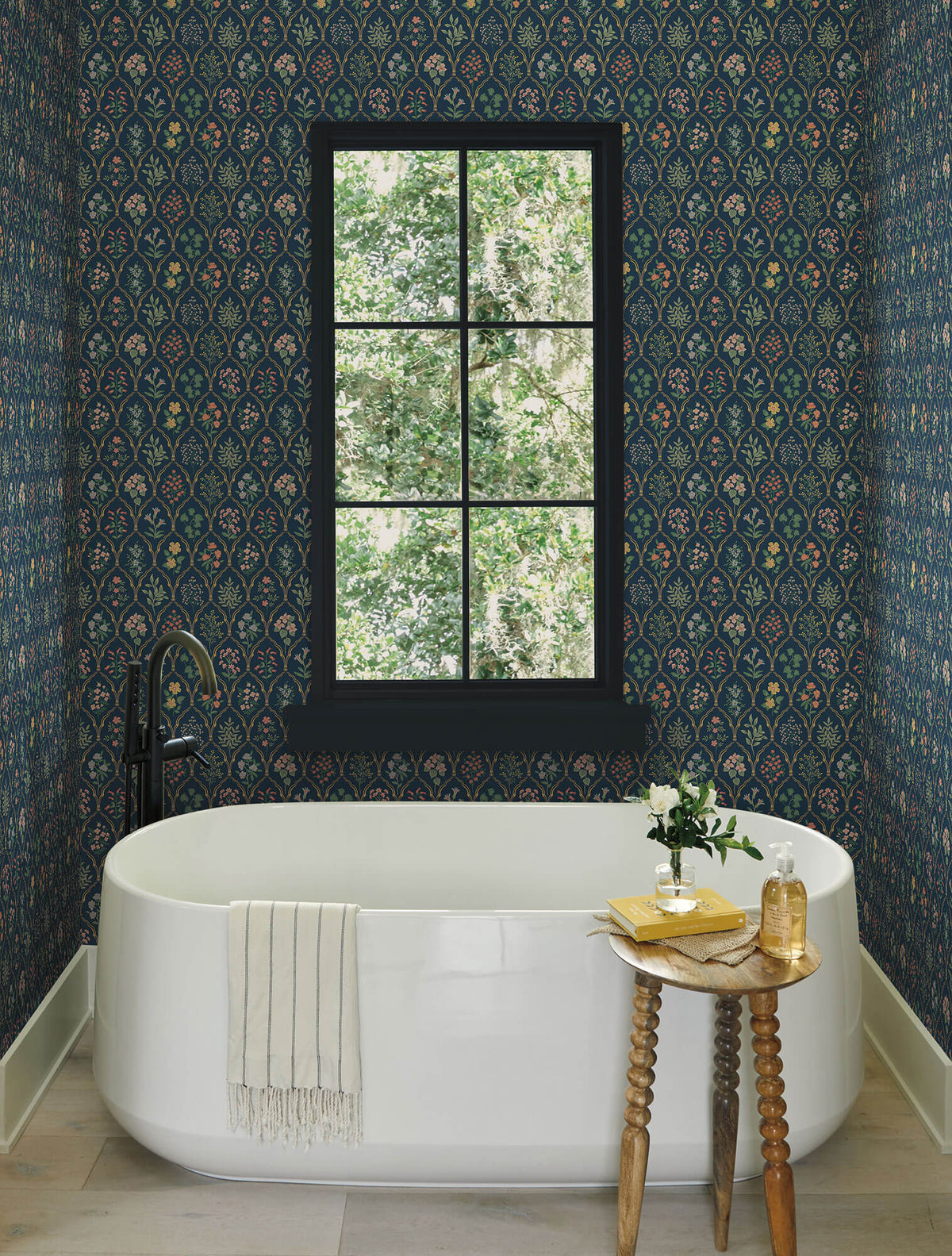 Rifle Paper Co. Hawthorne Wallpaper - Navy Blue
