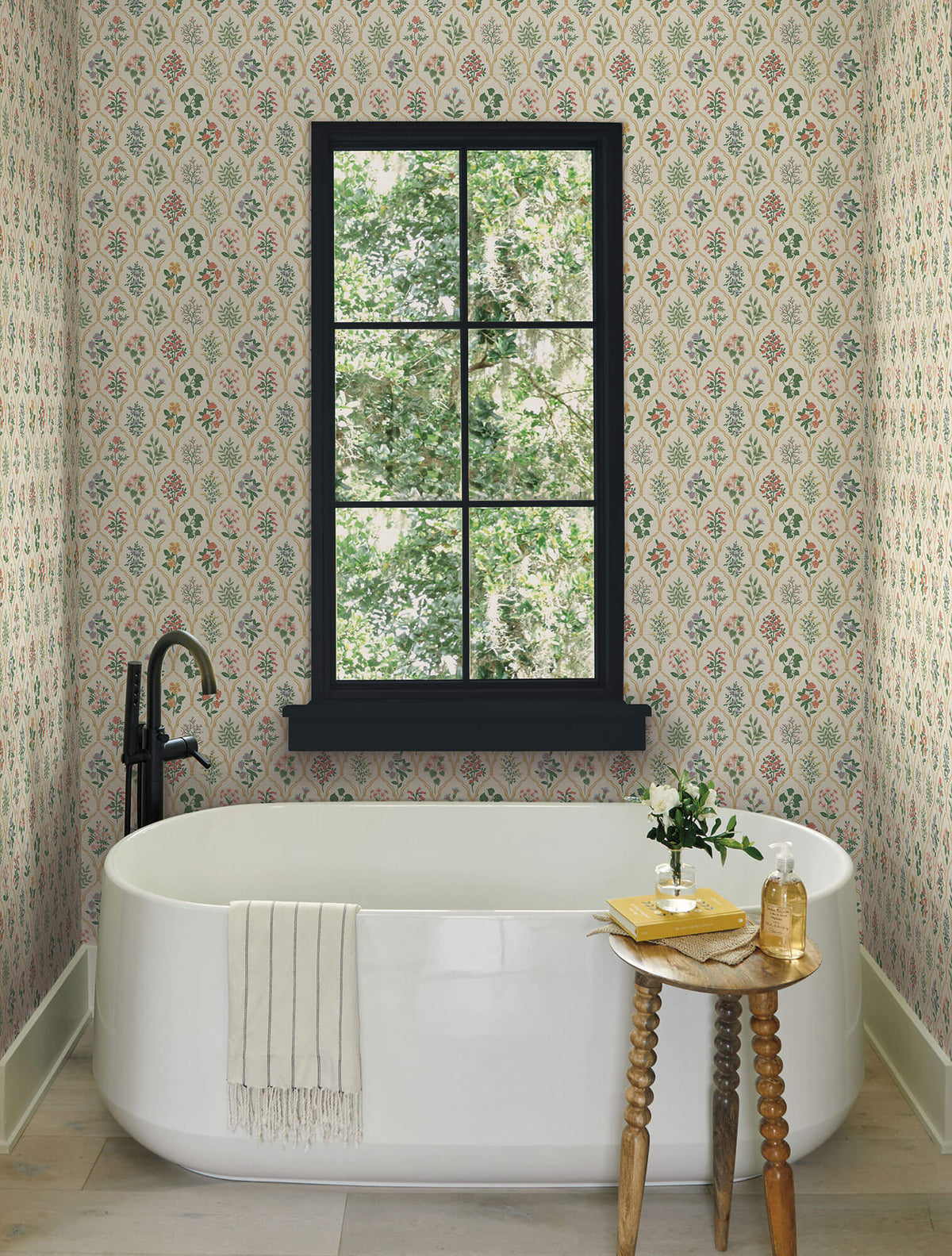 Rifle Paper Co. Hawthorne Wallpaper - Cream