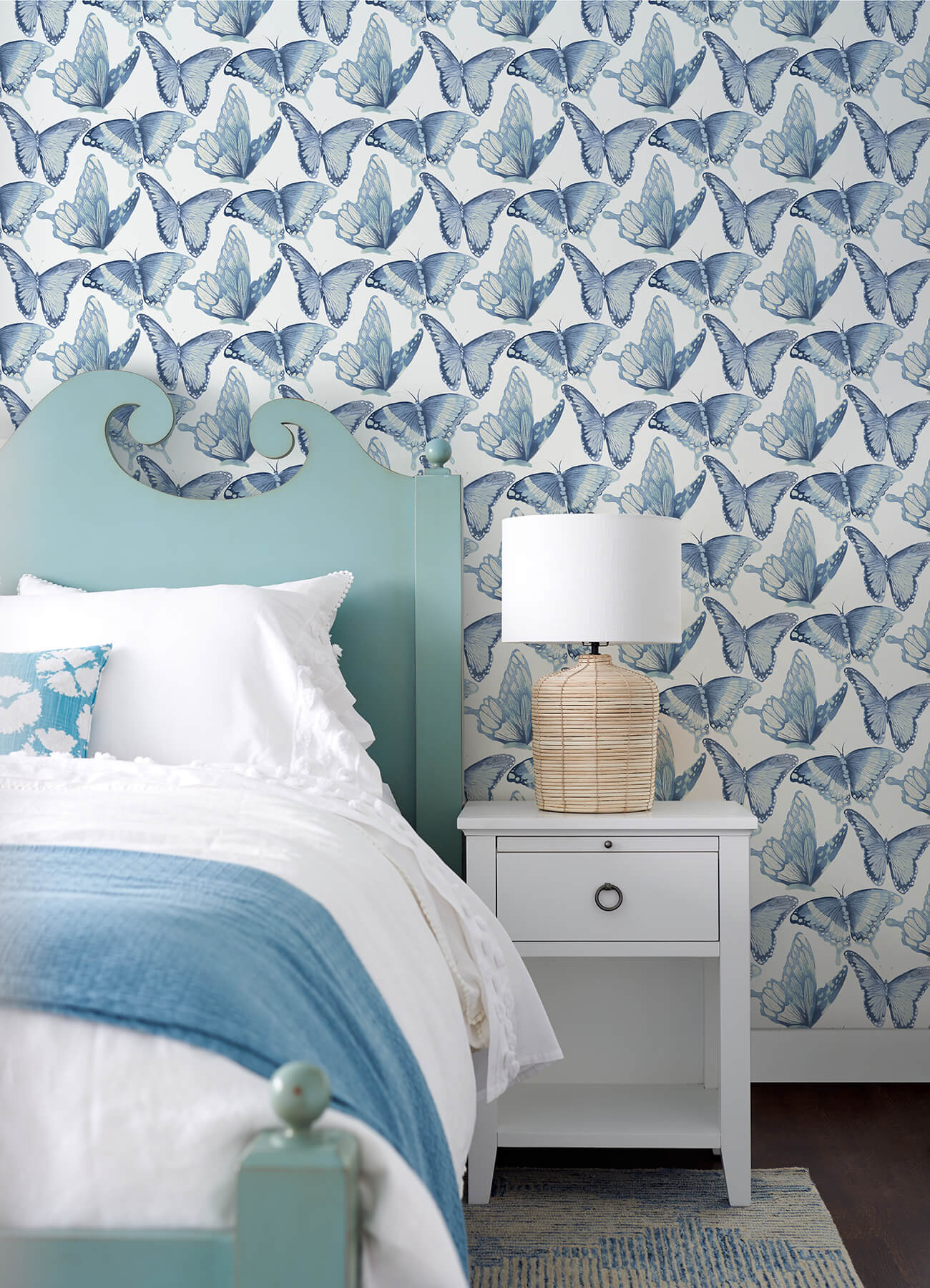 Chesapeake Thoreau Janetta Butterfly Wallpaper - Blue