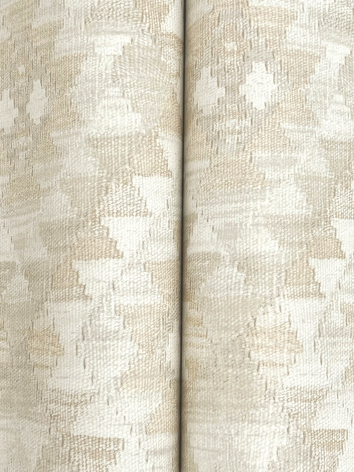 Chesapeake Yellowstone Montana Wallpaper - Beige