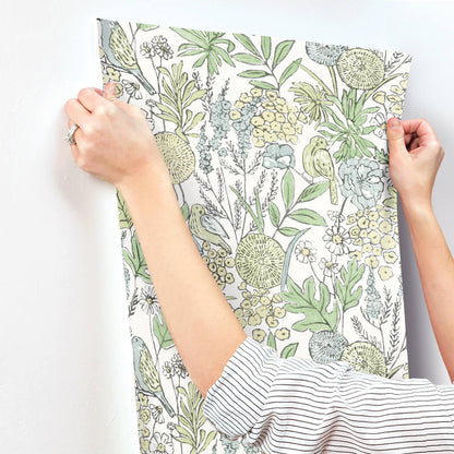 Chesapeake Printworks Goldfinch Birds & Blooms Wallpaper - Green