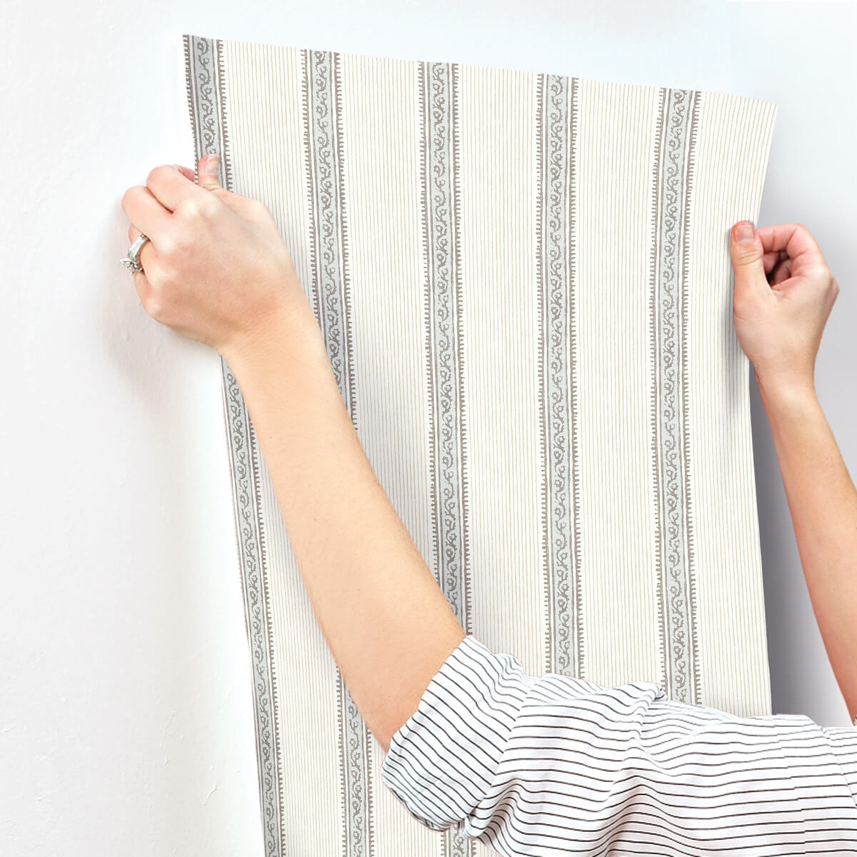 Chesapeake Printworks Mandevilla Stripe Wallpaper - Aqua