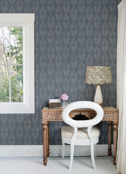 Chesapeake Printworks Garland Tulip Wallpaper - Denim