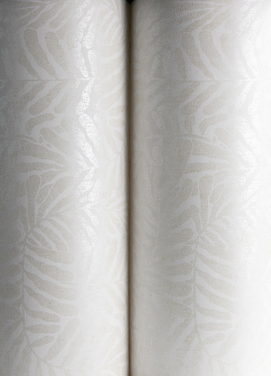 Drew & Jonathan Home Gabriel Fern Wallpaper - Pearl