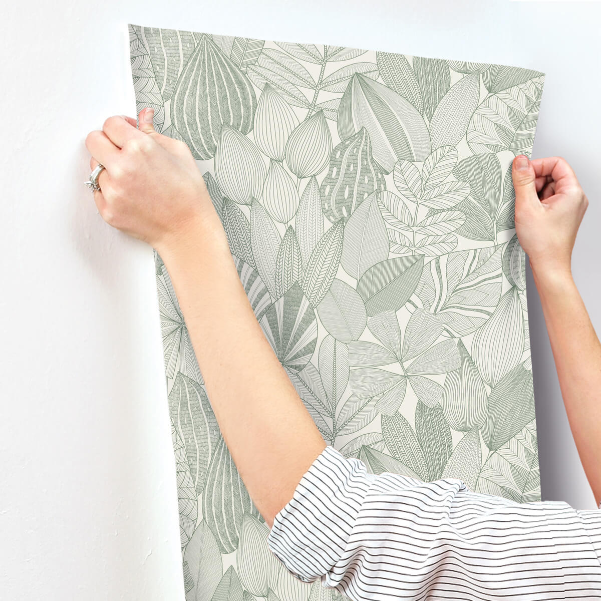 Drew & Jonathan Home Mathias Botanical Wallpaper - Green