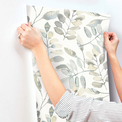 Chesapeake Oak & Moss Pinnate Wallpaper - Gray