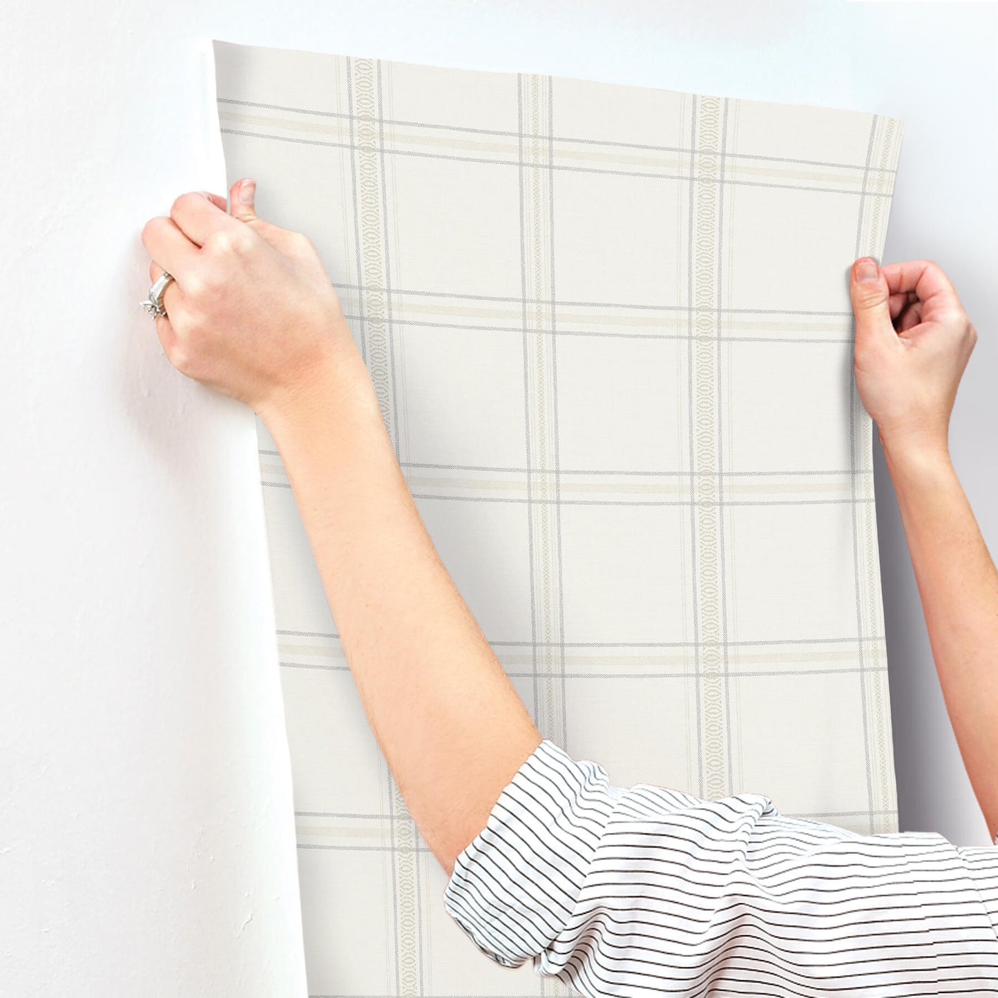 Chesapeake Oak & Moss Auberge Wallpaper - White