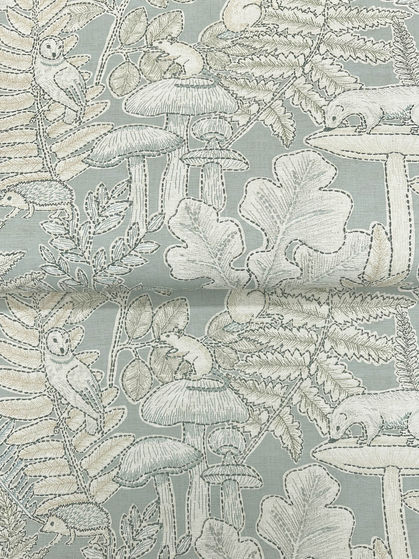 Chesapeake Oak & Moss Holt Wallpaper - Seafoam