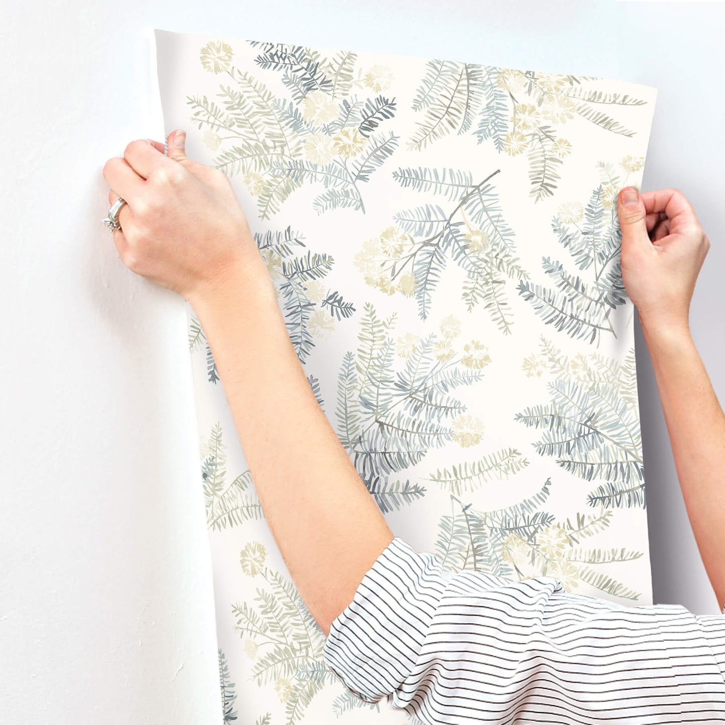 Chesapeake Oak & Moss Frith Wallpaper - Sea Green