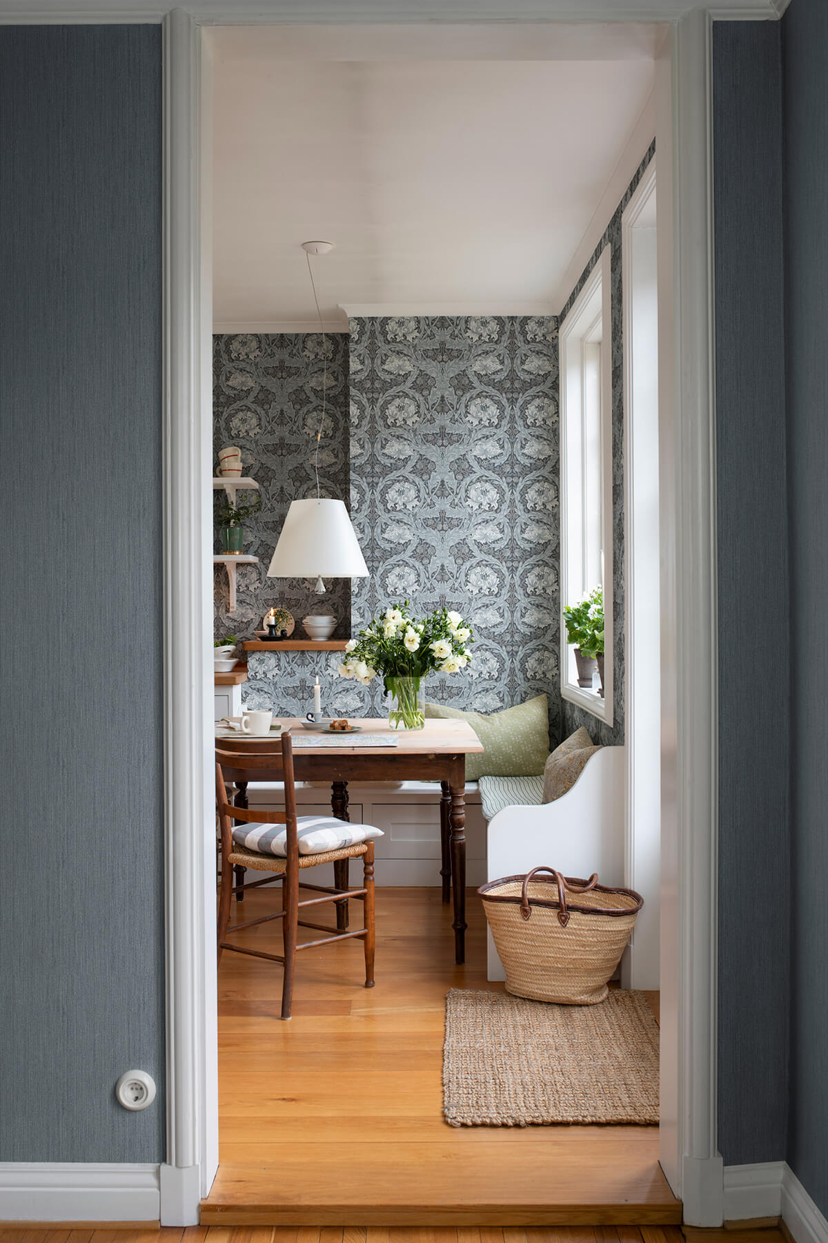 A-Street Prints Hidden Treasures African Marigold Wallpaper - Dark Blue