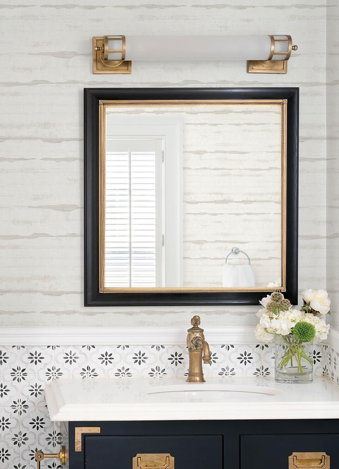 A-Street Prints Sea Salt Destin Wallpaper - Dove