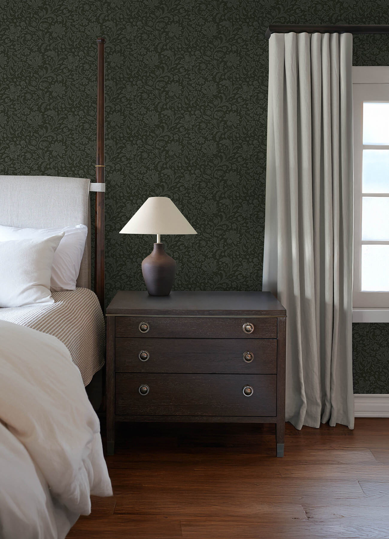 Chris Loves Julia Hague Wallpaper - Dark Green