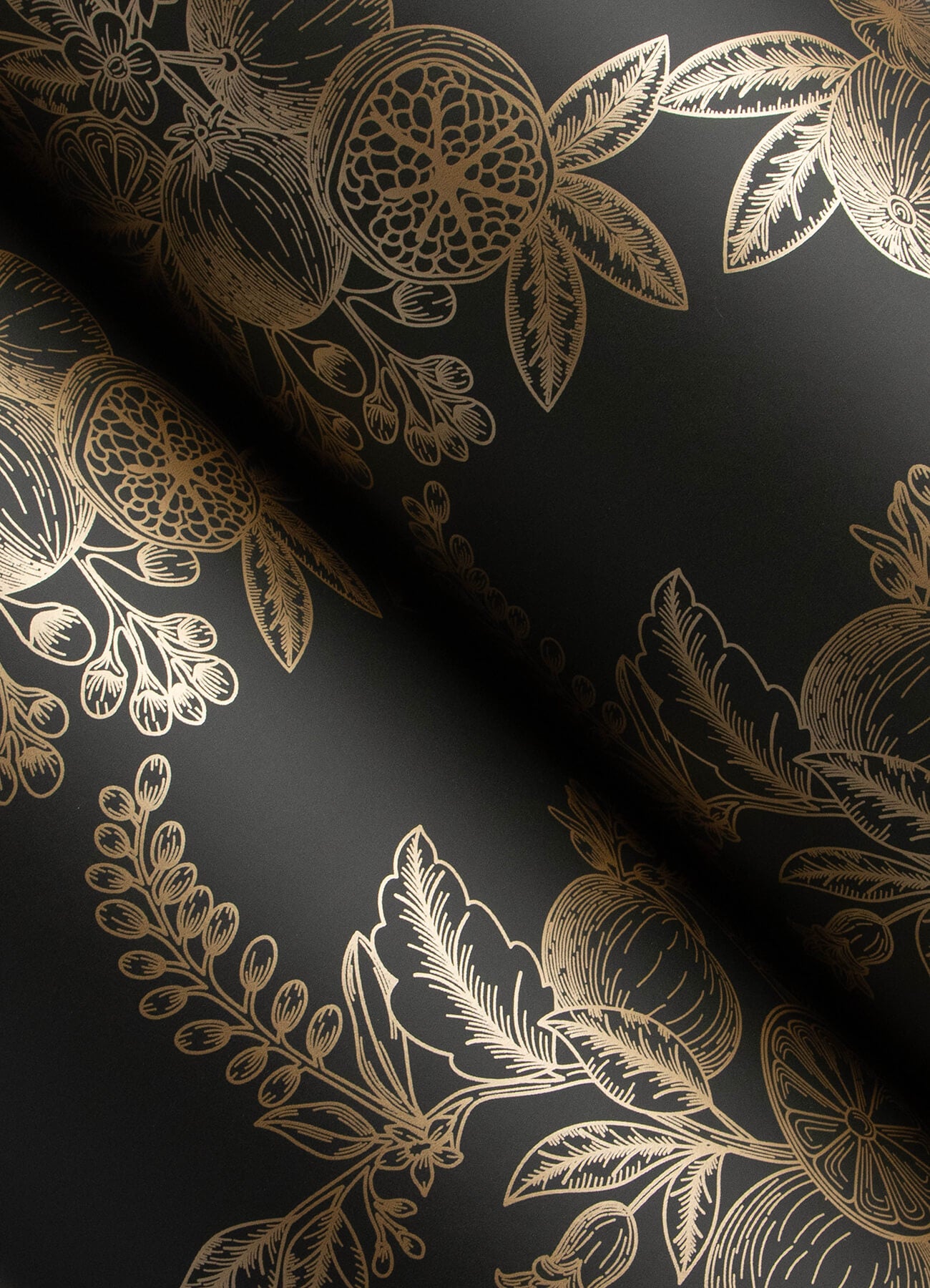 Chris Loves Julia Gerty Wallpaper - Black & Gold