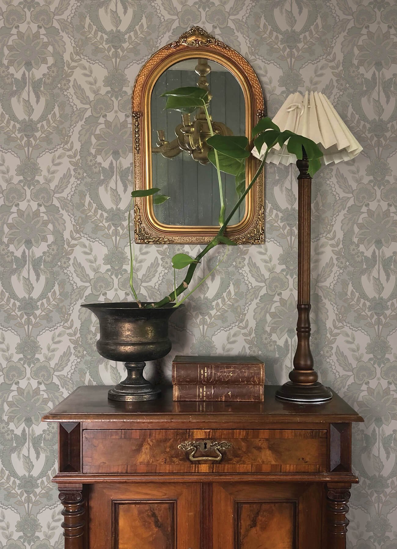 Chris Loves Julia Collins Wallpaper - Light Blue