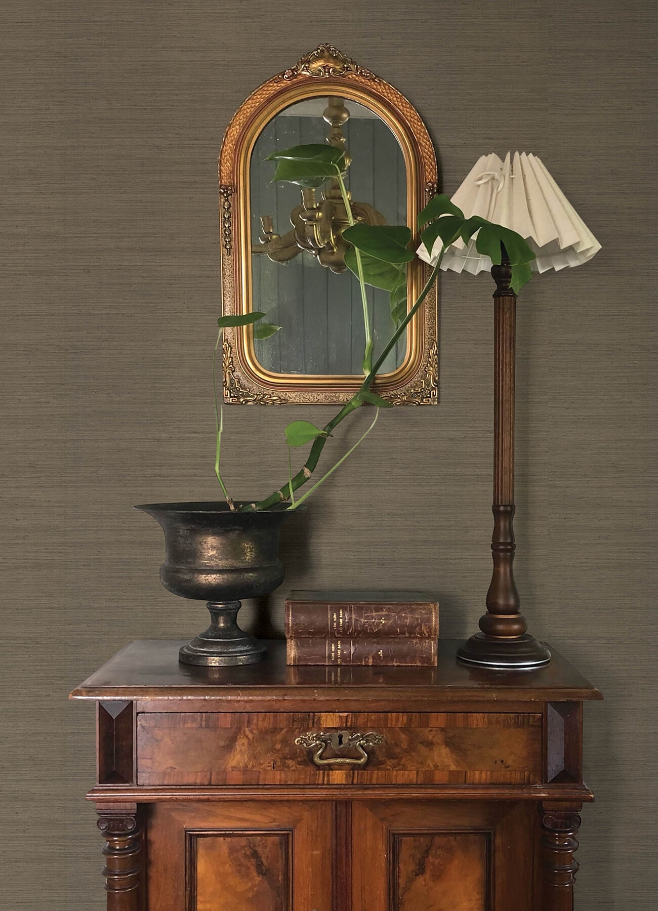 Chris Loves Julia Mycroft Grasscloth Wallpaper - Sterling