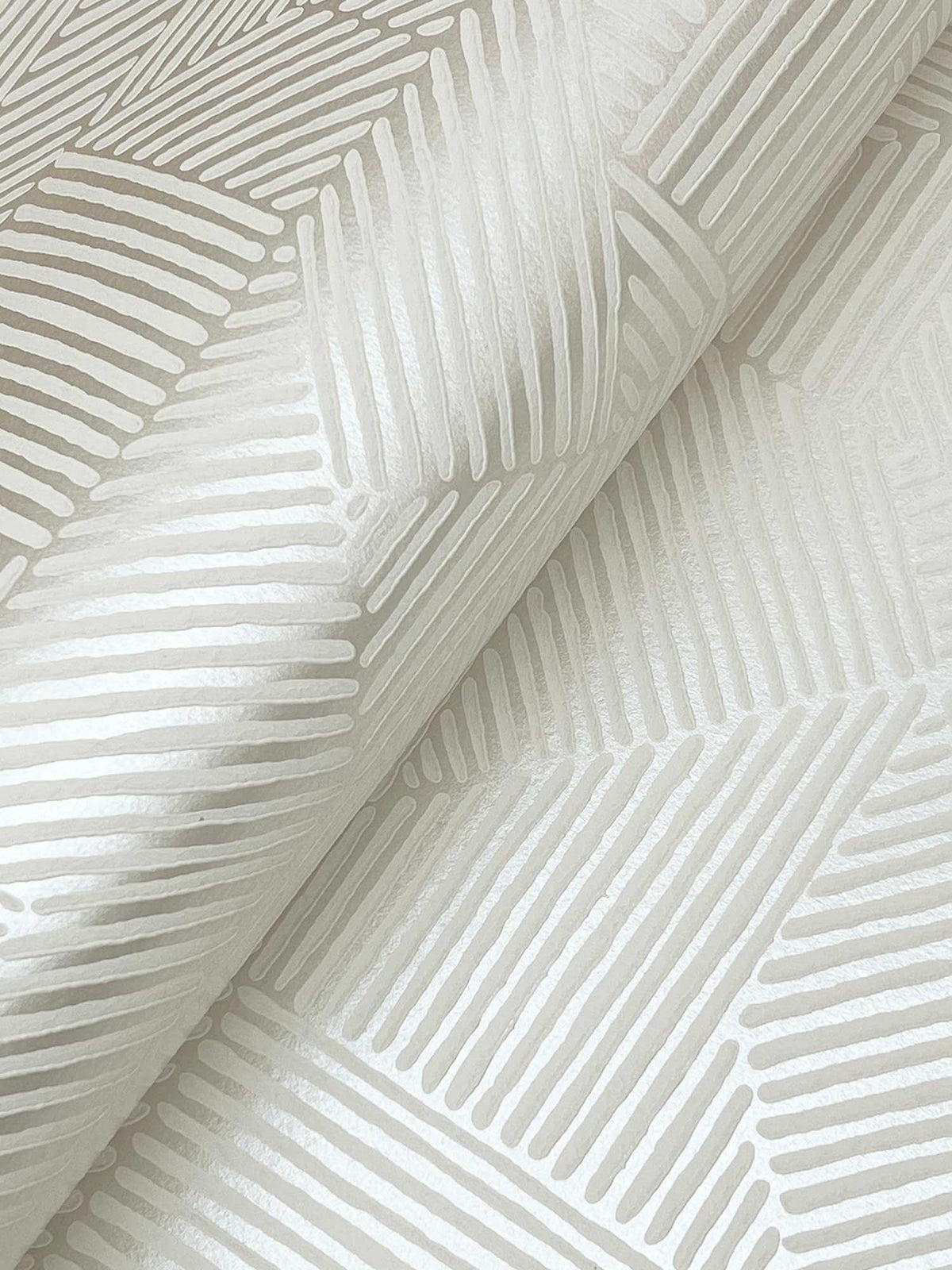 Drew & Jonathan Home Crescendo Wallpaper Sample - Silver