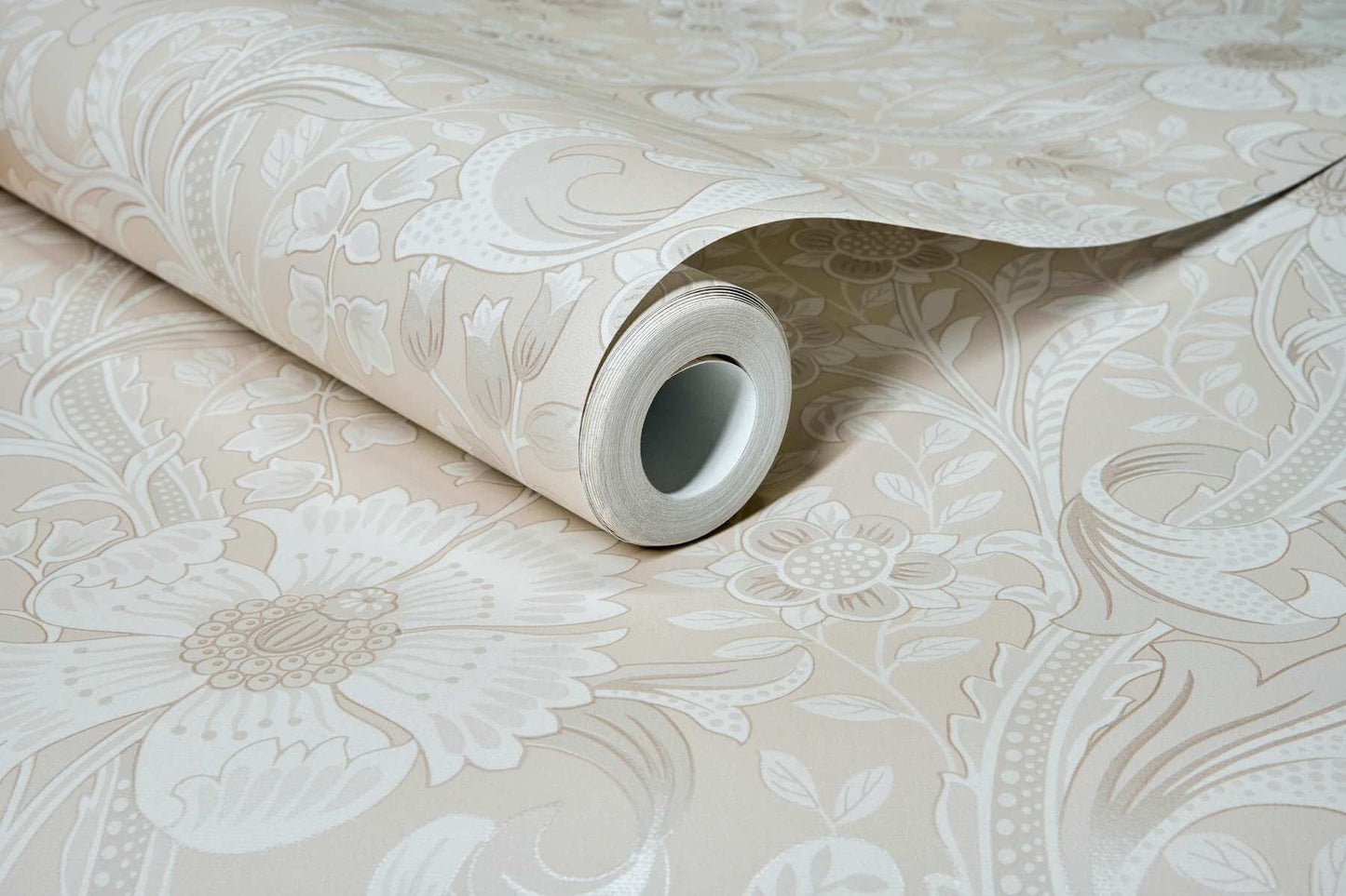Chesapeake Kitchen & Bath Liora Floral Wallpaper Sample - Neutral
