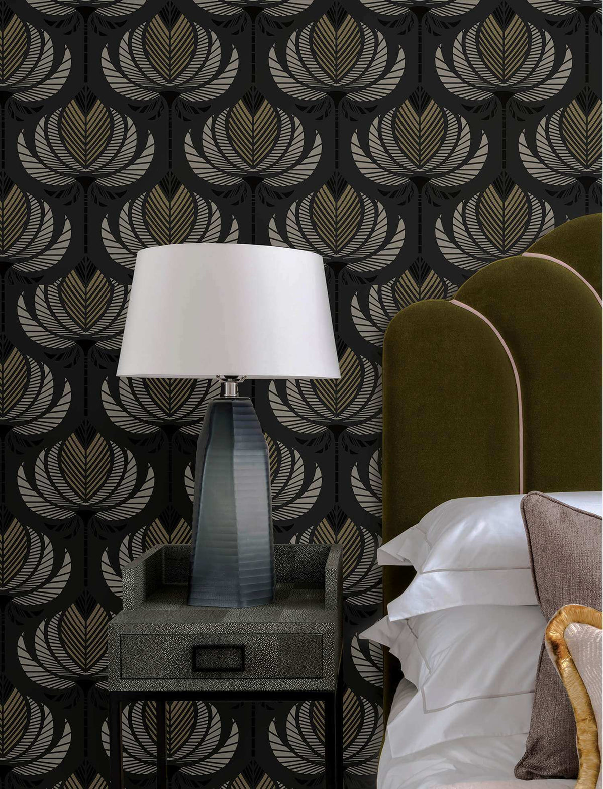 A-Street Prints Moderne Deco Ferrenby Fan Wallpaper - Black