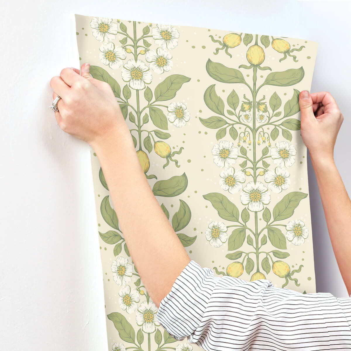 A-Street Prints Savanna Rosa Floral Wallpaper - Green