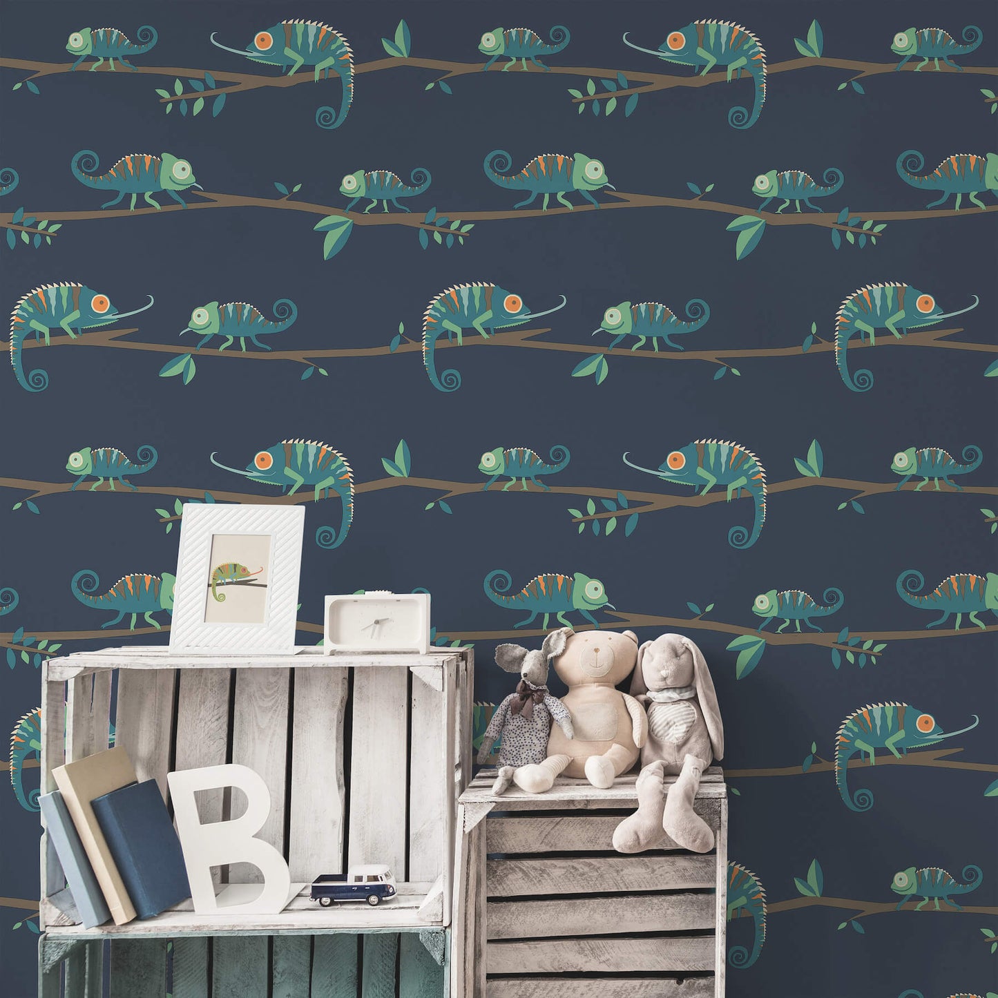 Advantage World of Imagination Chameleon Wallpaper - Navy