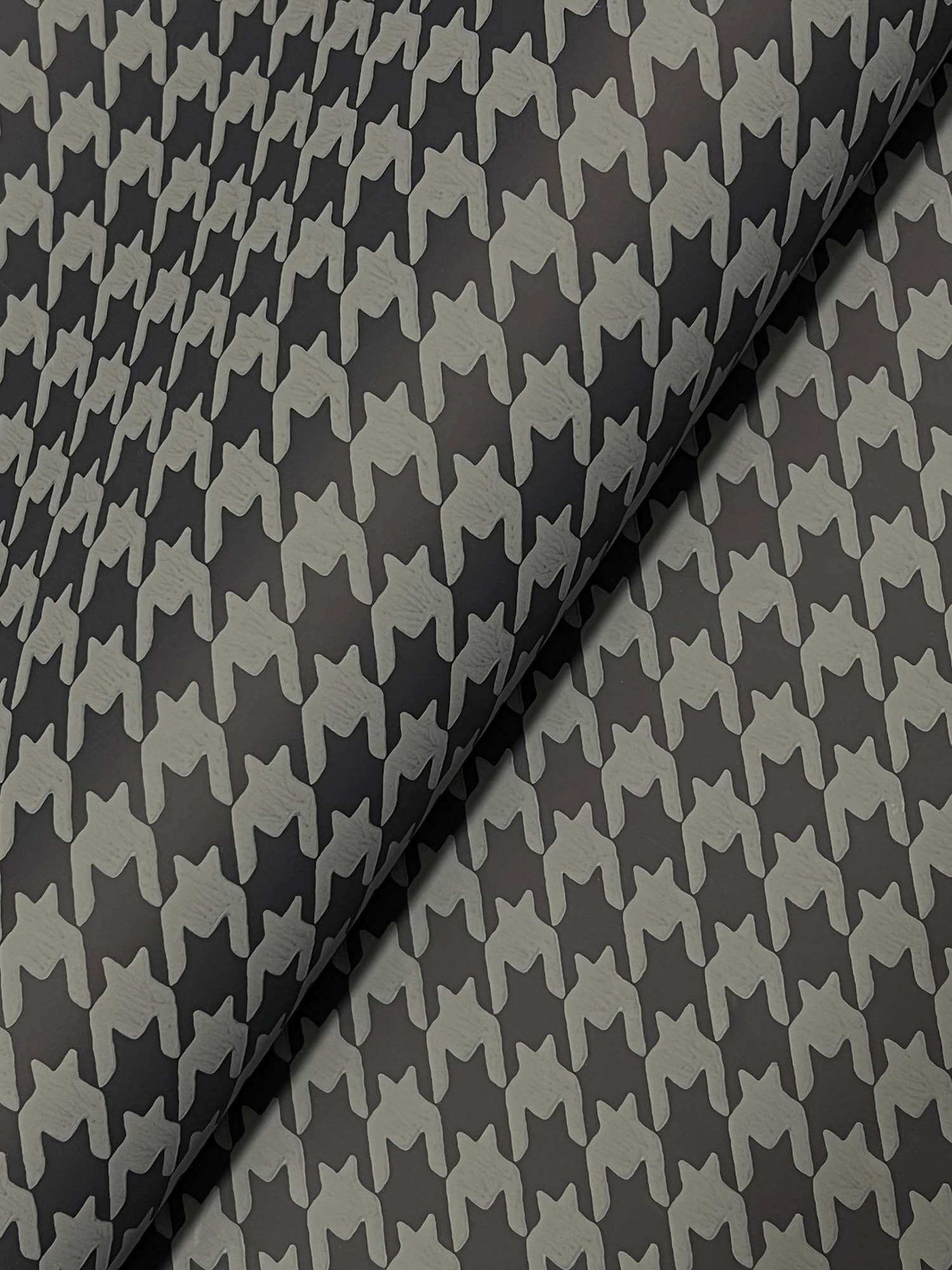 Ronald Redding Private Reserve Watson Wallpaper - Black