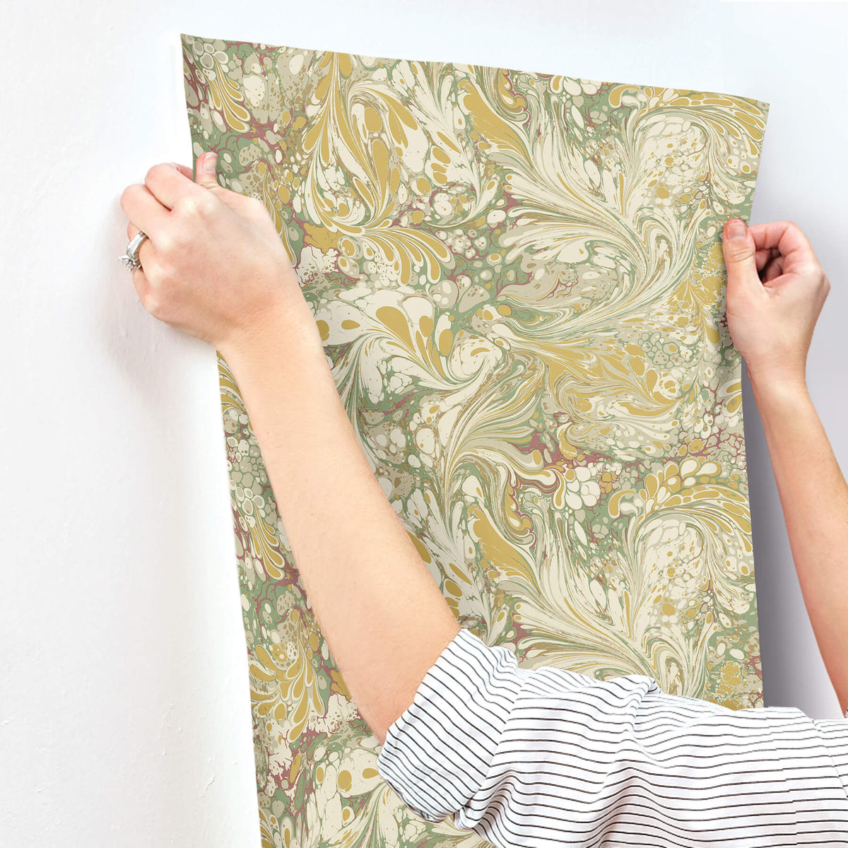 Rifle Paper Co. Florence Wallpaper Sample - Gold