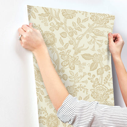 Rifle Paper Co. Gracie Garden Wallpaper - Gold & Linen