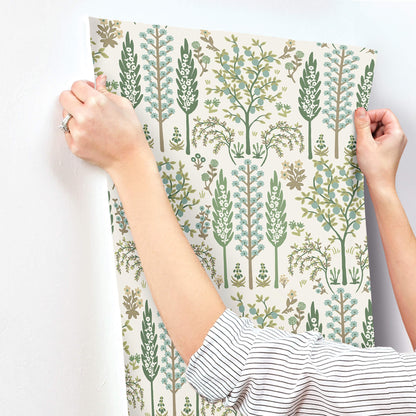 Rifle Paper Co. Fenna Wallpaper Sample - Green