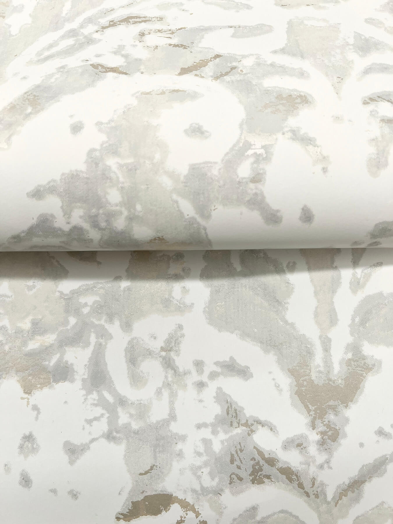 Candice Olson Decadence Velvet Crush Damask Wallpaper - Cream & Pearl
