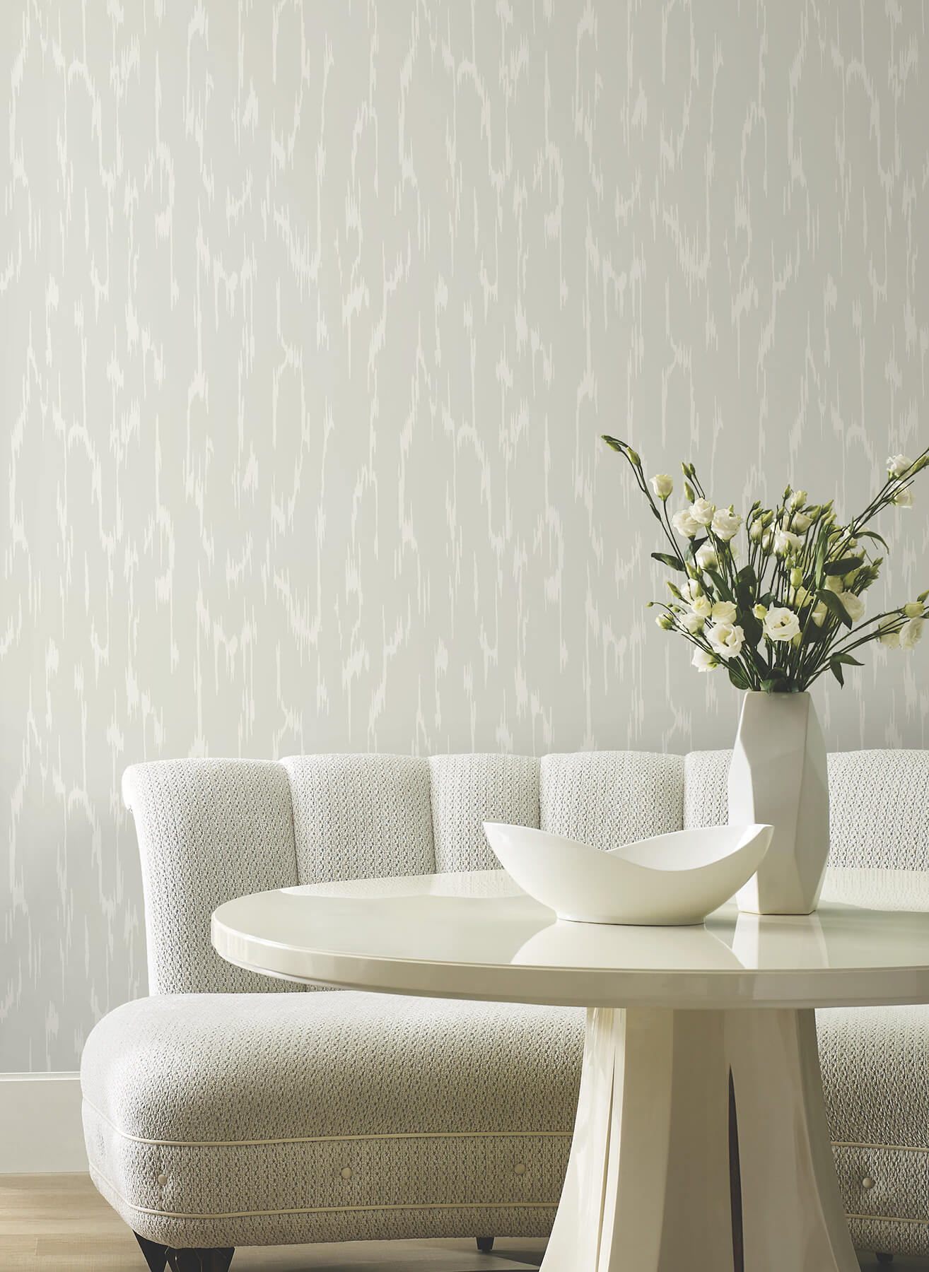 Candice Olson Decadence Flowing Wallpaper - Light Grey