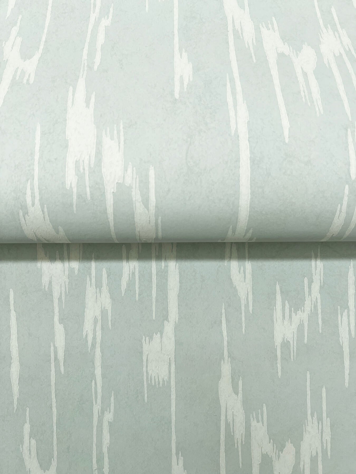 Candice Olson Decadence Flowing Wallpaper - Ether Blue