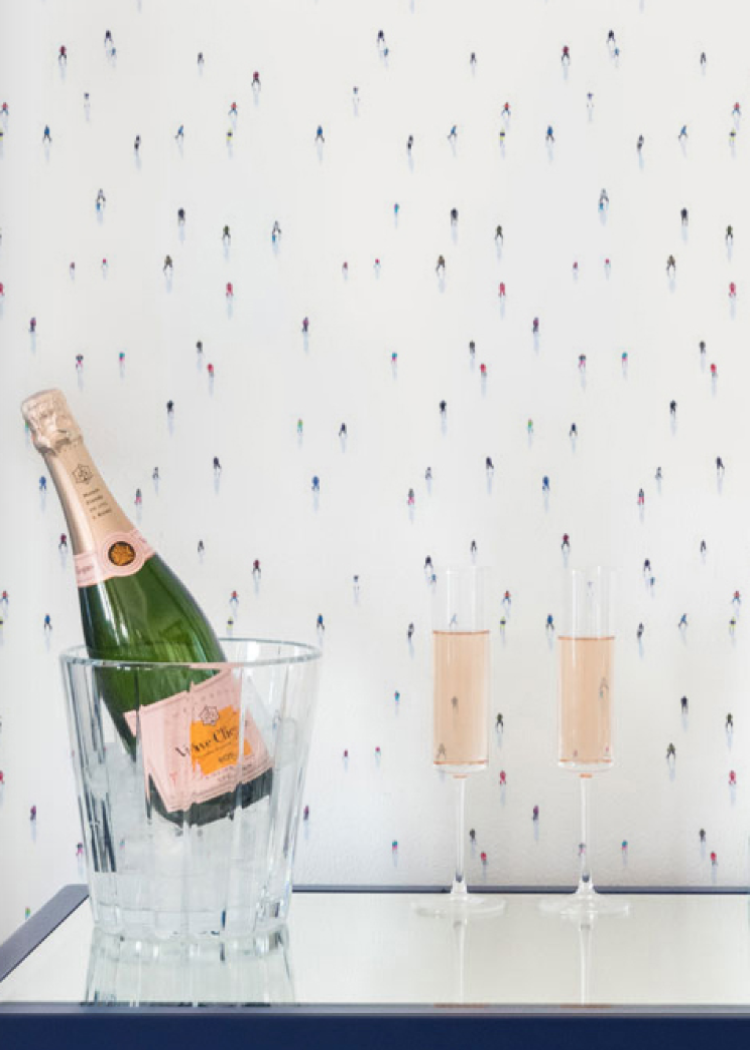 Mitchell Black Gray Malin Downhill Skiers Wallpaper