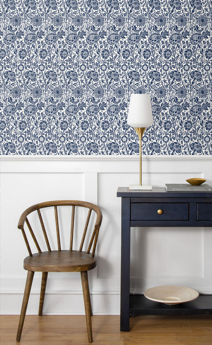 Seabrook Legacy Prints Tonal Floral Trail Wallpaper - Navy Blue