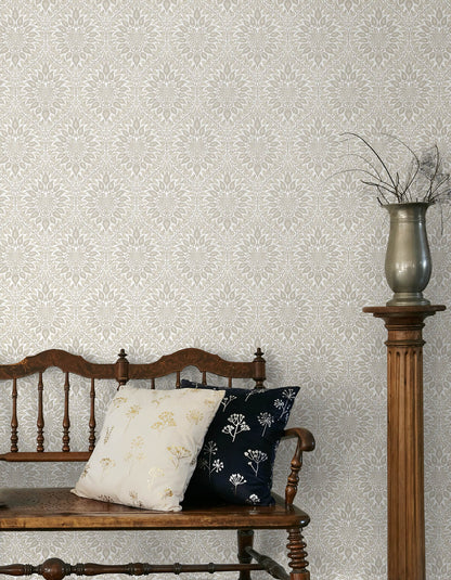 Seabrook Legacy Prints Luna Ogee Wallpaper - Natural Cream