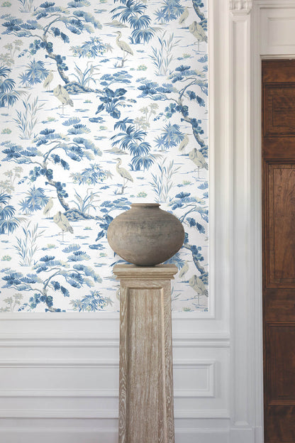 Ronald Redding Classics Bridgewater Wallpaper - White & Blue