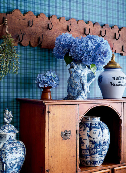 Thibaut Stripes & Checks Resource Huntley Plaid Wallpaper - Navy