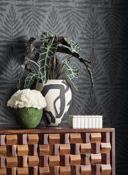 Thibaut Islander Gasparilla Wallpaper - Black