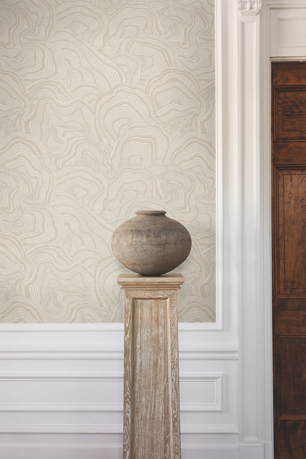 Ronald Redding Classics Geodes Wallpaper - Taupe