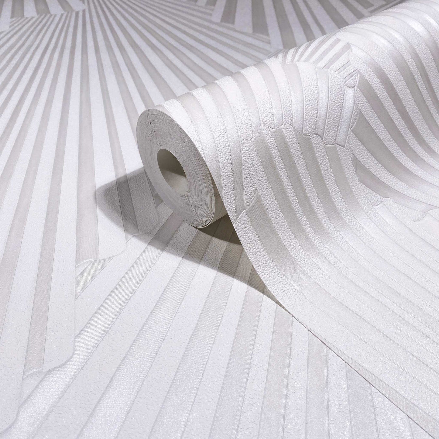 Antonina Vella Opulent Accents Lumiere Wallpaper - White