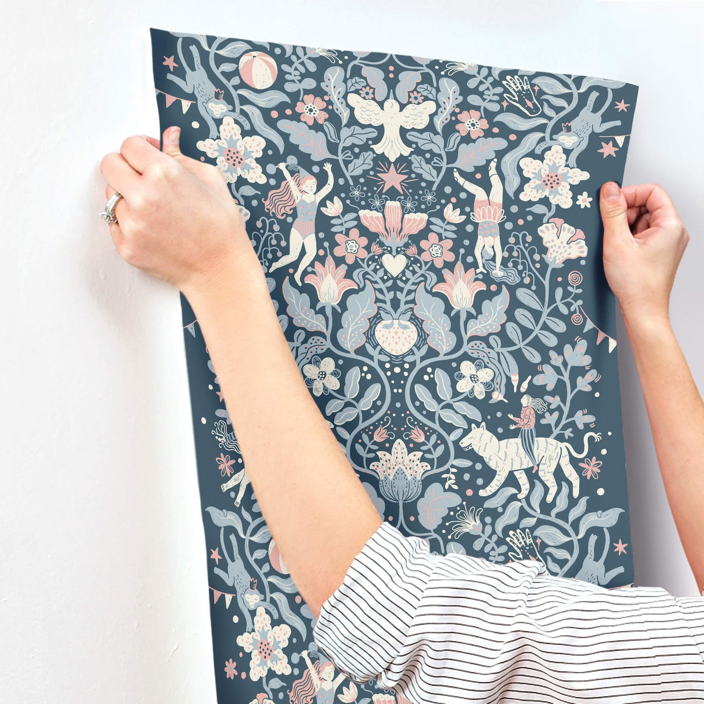 York Daydream Cirkus Wallpaper - Blue